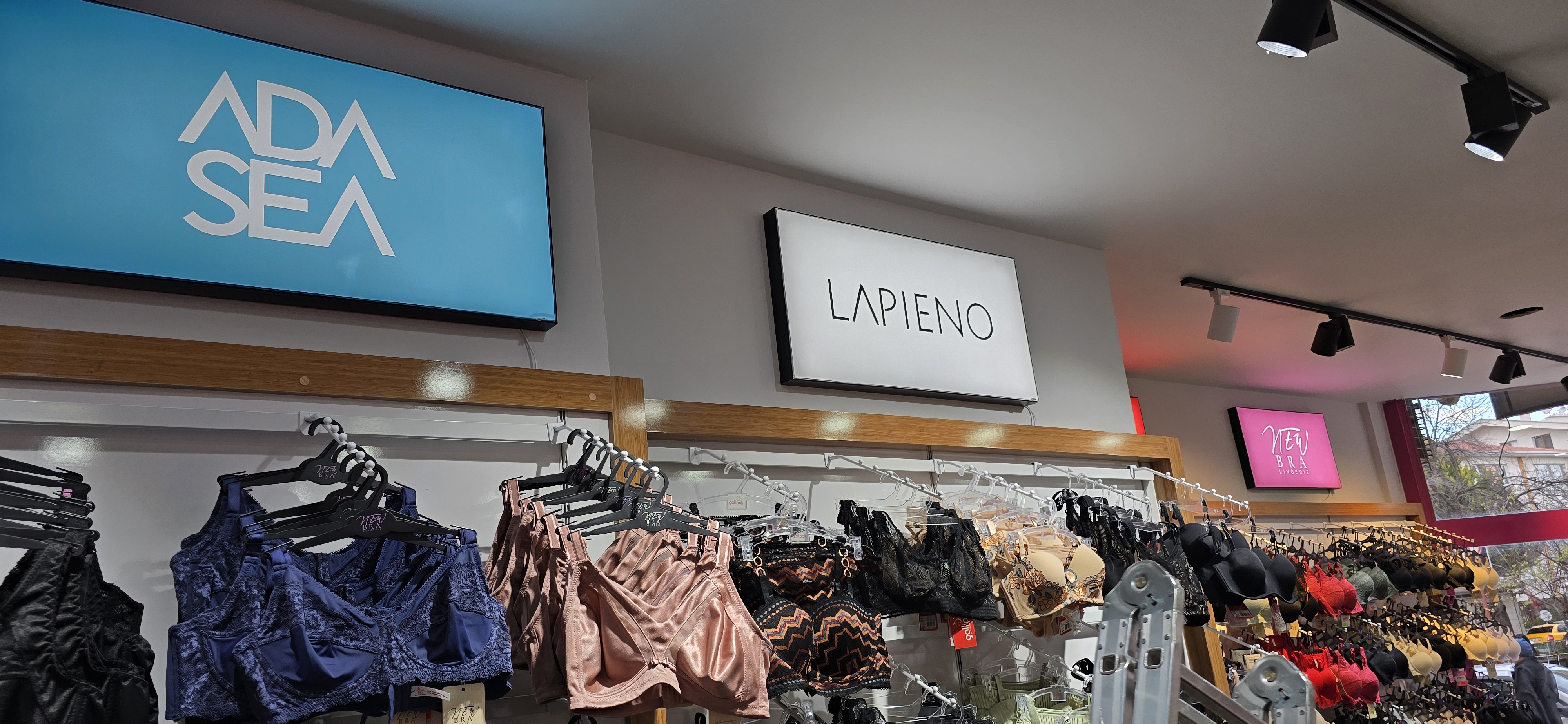 Duvar tipi lightbox uygulaması