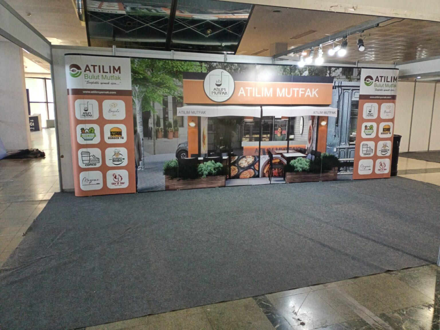 Tam görünür düz örümcek stand fuar uygulaması