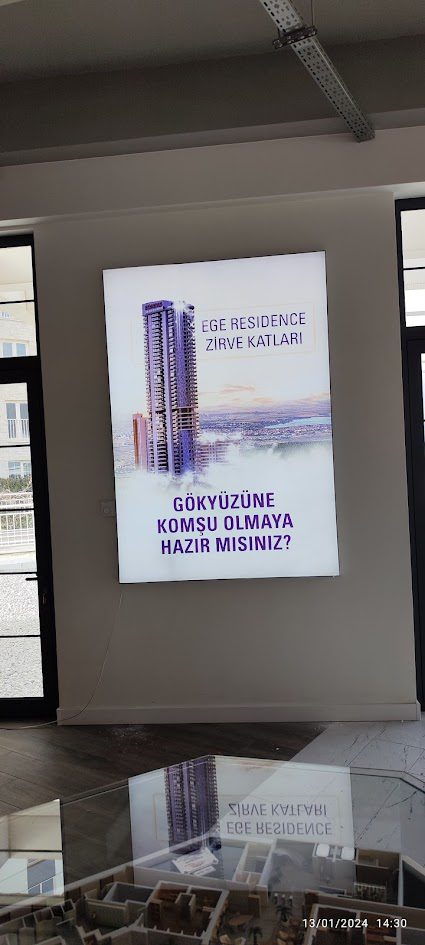 vitray reklam tabela lightbox orumcek stand rollup branda folyo baski uygulama 184